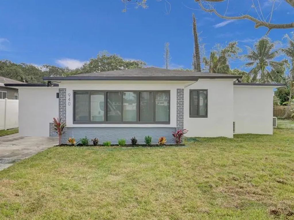 940 Sw 28th St, Fort Lauderdale