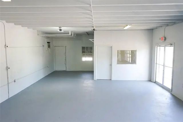 5 of 16 - 3000 N 22nd Ave, Hollywood, FL