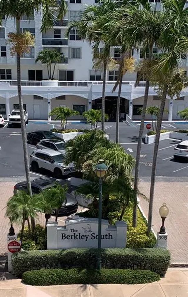 3 of 20 - 3015 N Ocean C-3, Fort Lauderdale, FL