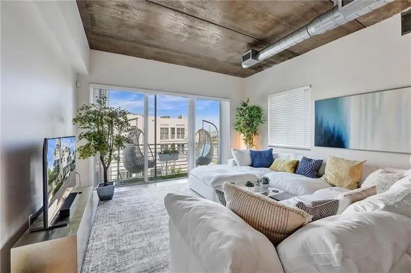 110 Se 2nd St 402, Delray Beach