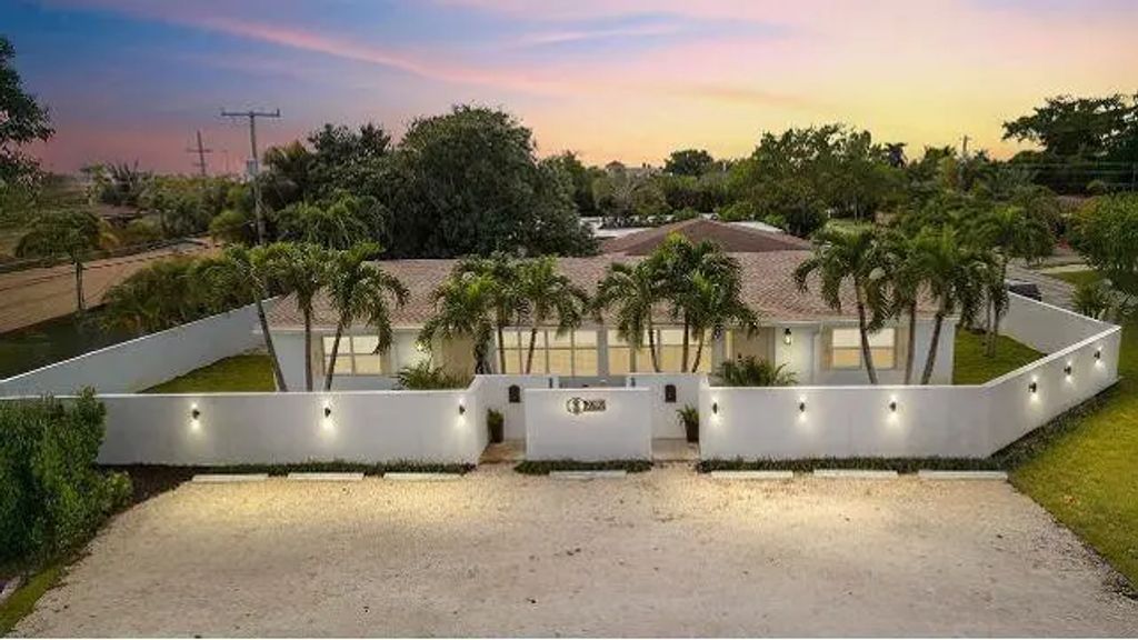 2000 Ne 17 Ct., Fort Lauderdale