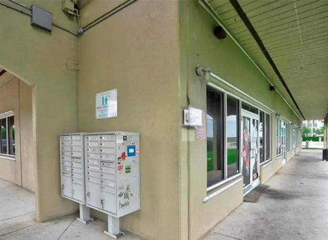 4 of 11 - 15420 Sw 136th St 31, Miami, FL