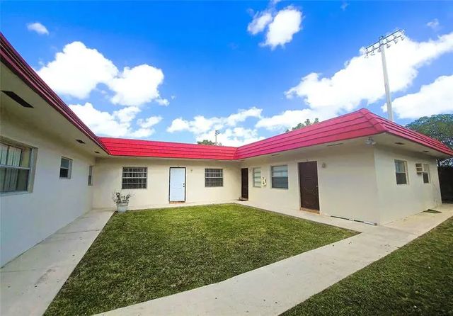 3980 Nw 30th Ter, Lauderdale Lakes