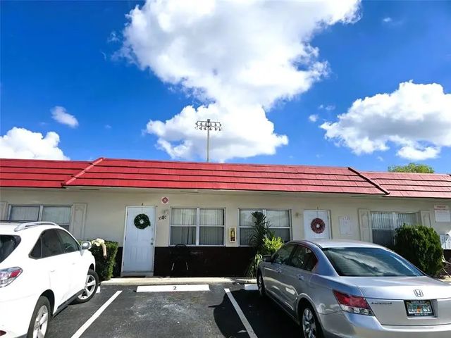 2 of 7 - 3980 Nw 30th Ter, Lauderdale Lakes, FL