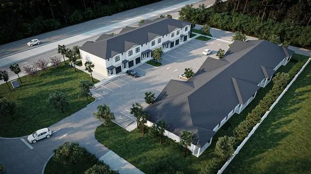3 of 9 - 913 Sw South Globe Ave, Port St. Lucie, FL