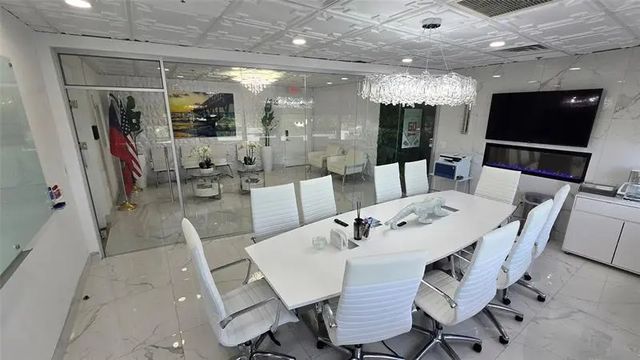 2 of 26 - 2455 E Sunrise Blvd Cu-4g, Fort Lauderdale, FL