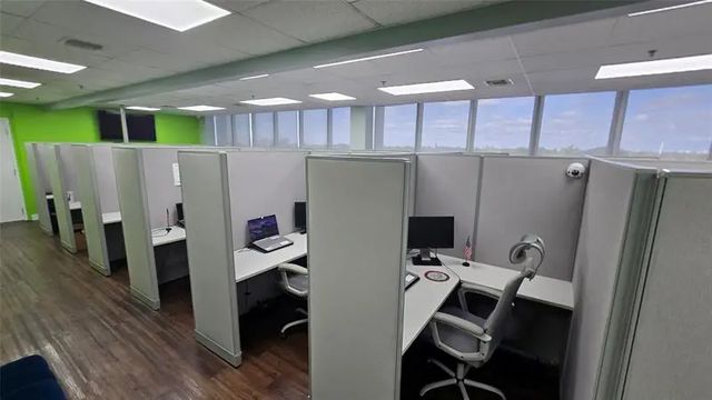 3 of 27 - 2455 E Sunrise Blvd Cu-4i, Fort Lauderdale, FL