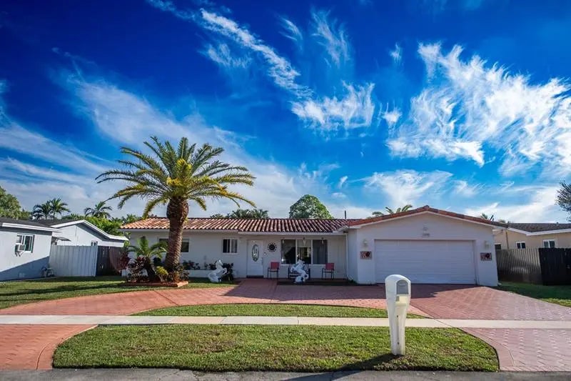 11040 Nw 16th St, Pembroke Pines