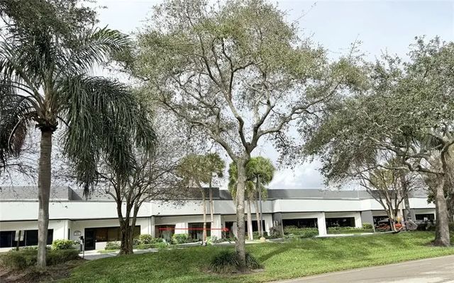 3 of 17 - 1239 E Newport Center Dr 112, Deerfield Beach, FL