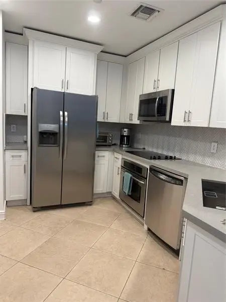 Photo of Listing #F10544660