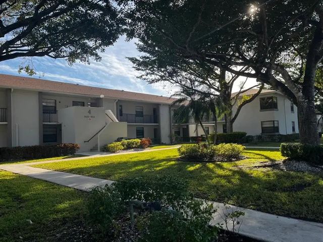 111, Tamarac