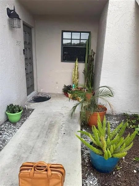 3587 Nw 94th Ave 4e, Fort Lauderdale