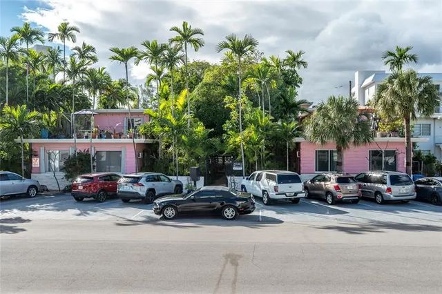 2 of 45 - 525 Antioch Ave, Fort Lauderdale, FL