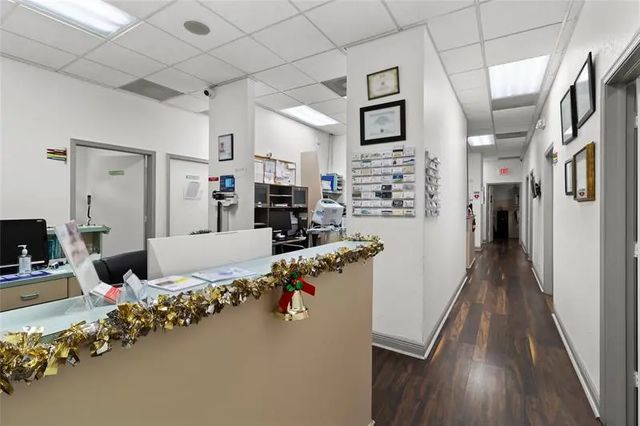 4 of 24 - 10308 W Sample Rd, Coral Springs, FL