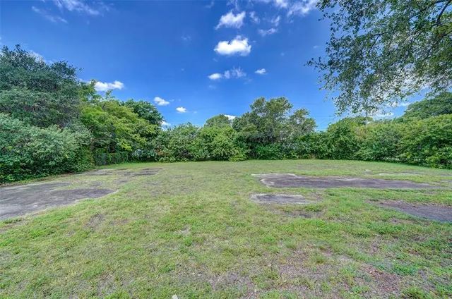 2 of 5 - 6404 Sw 46th St, Davie, FL