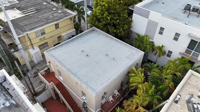 4 of 10 - 828 Pennsylvania Ave, Miami Beach, FL
