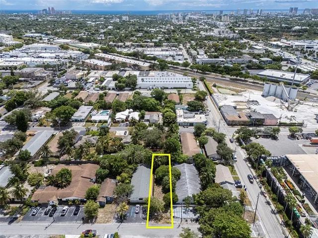 3 of 14 - 1110 Ne 5th Ave, Fort Lauderdale, FL