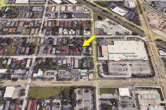 4 of 14 - 1110 Ne 5th Ave, Fort Lauderdale, FL