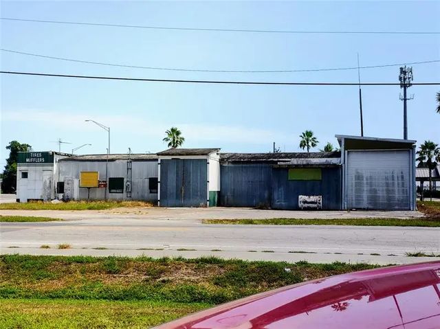 3 of 3 - 805 N Parrott Ave, Okeechobee, FL