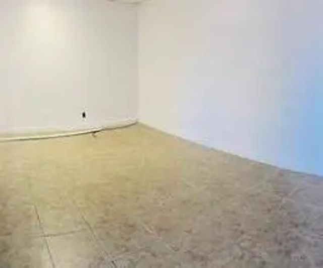 2 of 5 - 694 Sw 15th St, Pompano Beach, FL