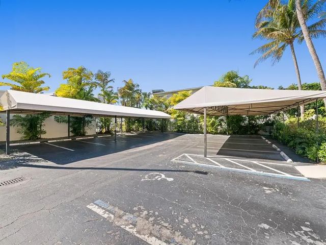 4 of 19 - 1313 S Andrews Ave, Fort Lauderdale, FL