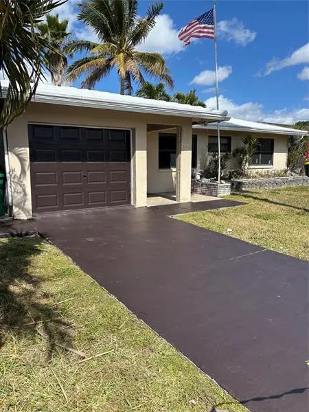 7105 Nw 57th Ct, Tamarac