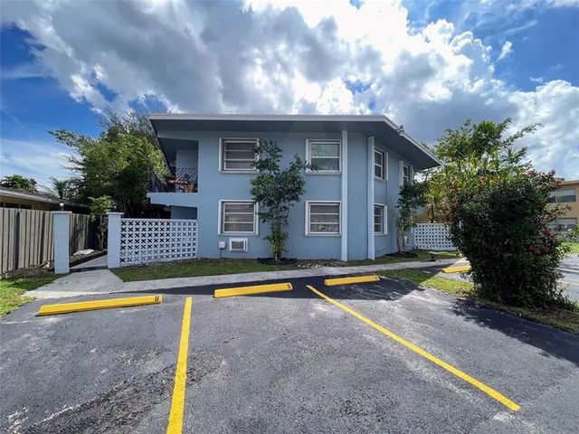 4 of 53 - 3760 Sw 1st St, Fort Lauderdale, FL