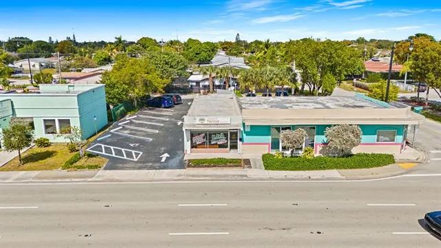 1649 E Sample Rd, Pompano Beach