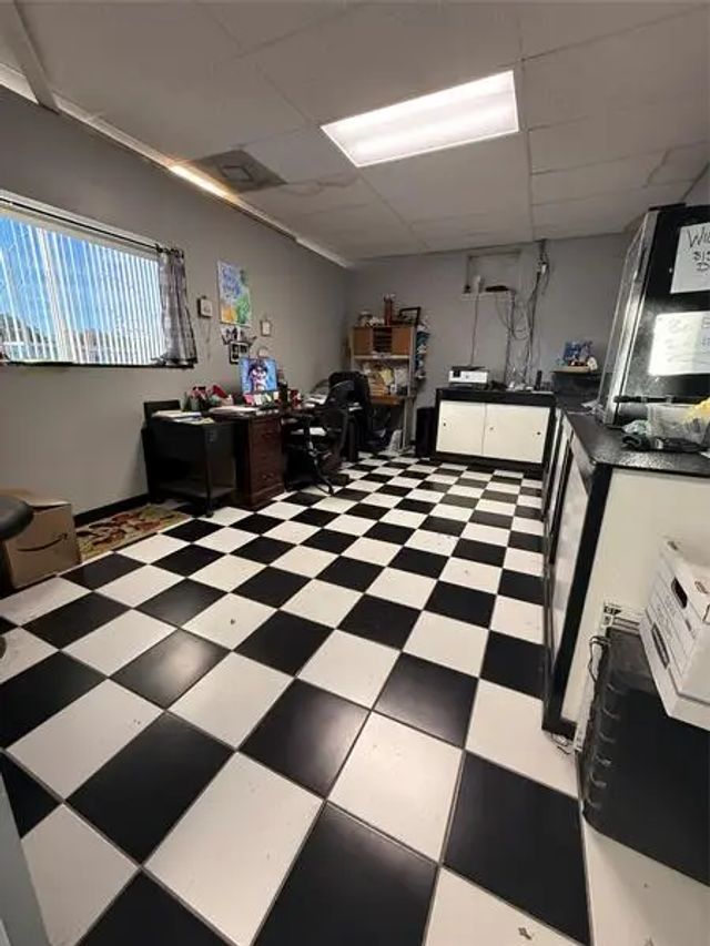 4 of 32 - 702 N Ridgewood Dr, Sebring, FL