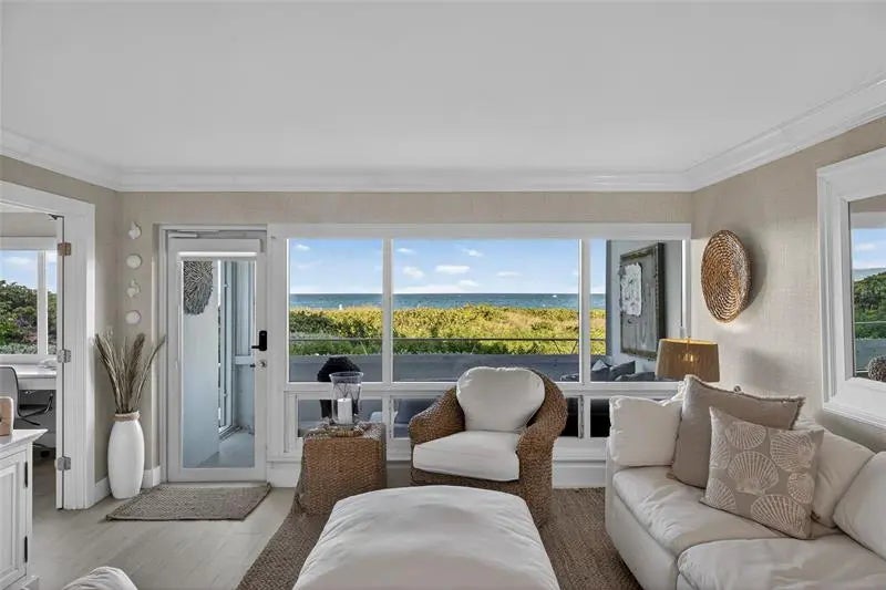 Photo of Listing #F10552742