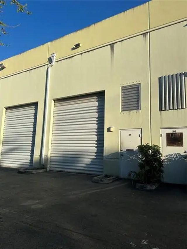 2 of 9 - 1500 W Copans Rd, Pompano Beach, FL