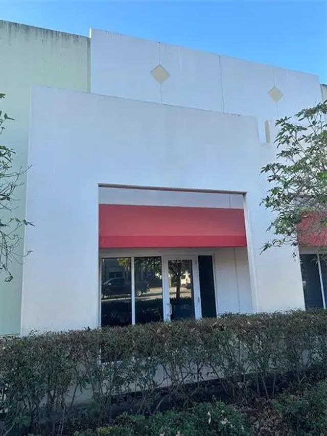5 of 9 - 1500 W Copans Rd, Pompano Beach, FL
