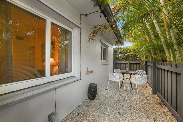 5 of 43 - 602 Ne 27th St, #1-2, Fort Lauderdale, FL