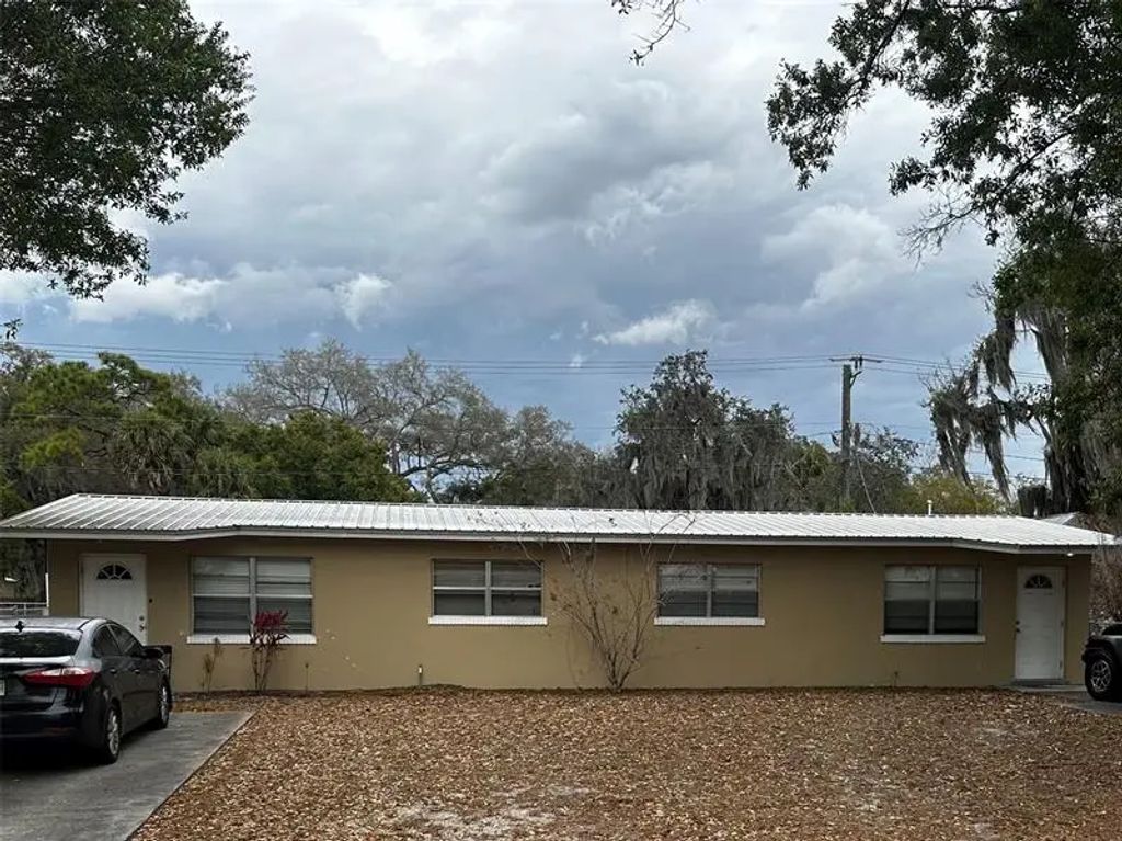 817 Se 9th St, Okeechobee