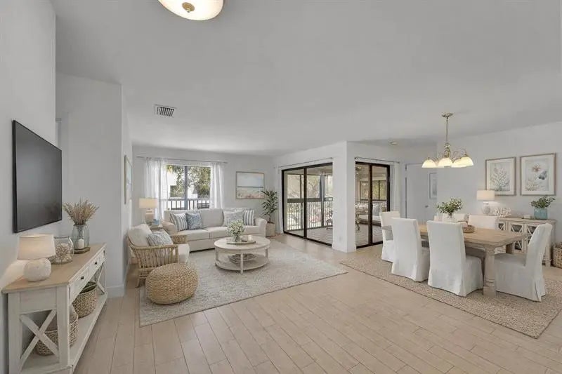 Photo of Listing #F10554520