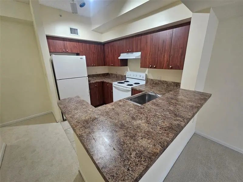 Photo of Listing #F10554711