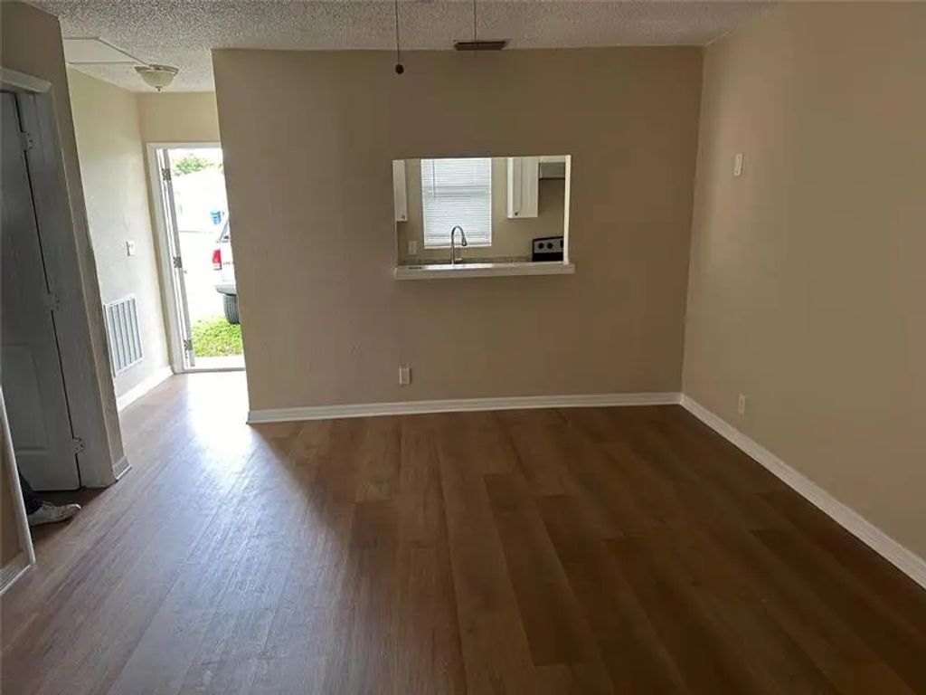 1275 Nw 27 Ave, Oakland Park