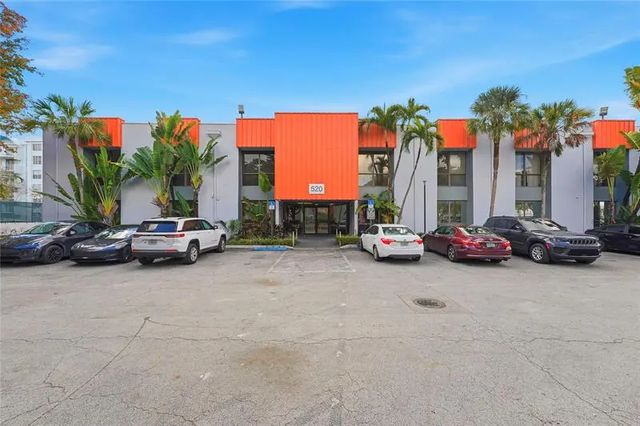 2 of 38 - 520 Nw 165th Street Rd, Miami, FL