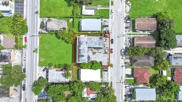 4 of 14 - 1261 Nw 59th St, Miami, FL