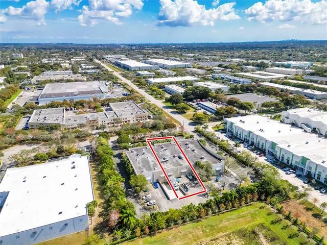 5 of 14 - 3902-3904 Nw 126 Ave, Coral Springs, FL
