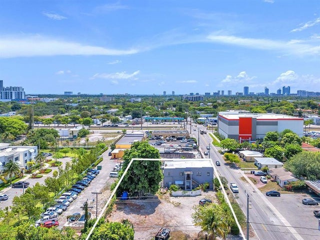 3 of 36 - 2135 Washington St, Hollywood, FL