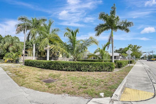 2 of 44 - 11 Sw 11th Ave, Fort Lauderdale, FL
