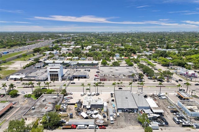 4 of 20 - 2828 Hollywood Blvd, Hollywood, FL