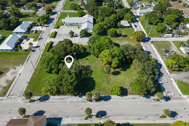 5 of 7 - 822 Avenue D, Fort Pierce, FL
