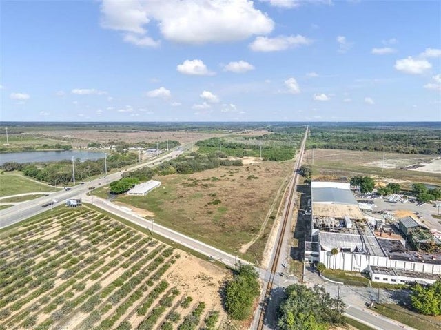 4 of 9 - 1552 Sun Pure Rd, Avon Park, FL