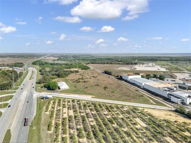 5 of 9 - 1552 Sun Pure Rd, Avon Park, FL