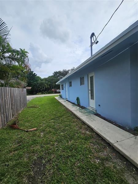 3 of 13 - 824 Ne 16th St, Fort Lauderdale, FL