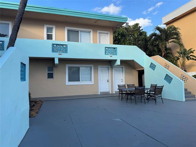 5 of 32 - 323 Monroe St, Hollywood, FL