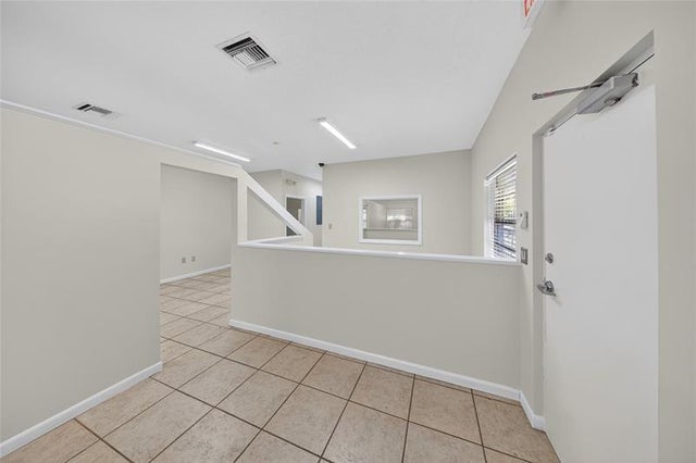 3 of 31 - 2520 N Dixie Hwy, Wilton Manors, FL