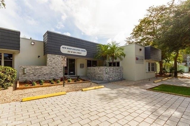 5 of 35 - 212 Se 8th St, Fort Lauderdale, FL